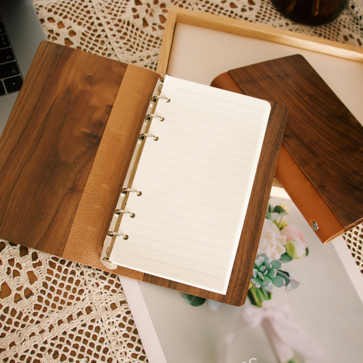 Walnut Loose-leaf Travel Journal