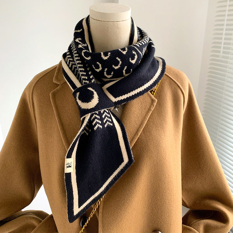 Warm And Chic Scarves with Tuck-In Detail (Multiple Colors)