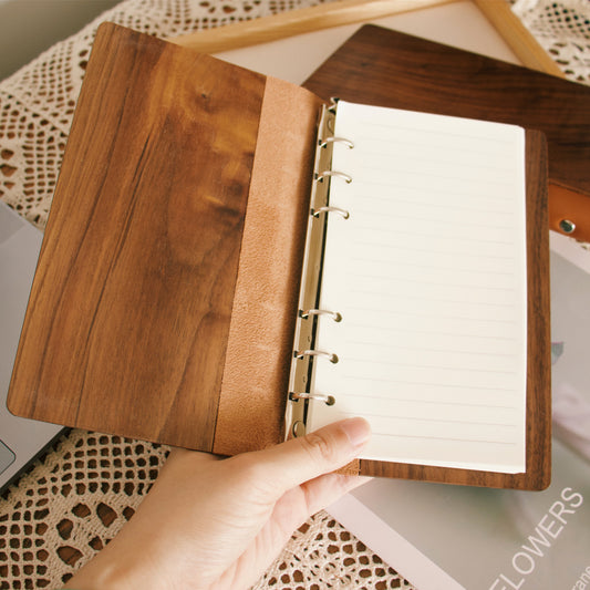 Walnut Loose-leaf Travel Journal